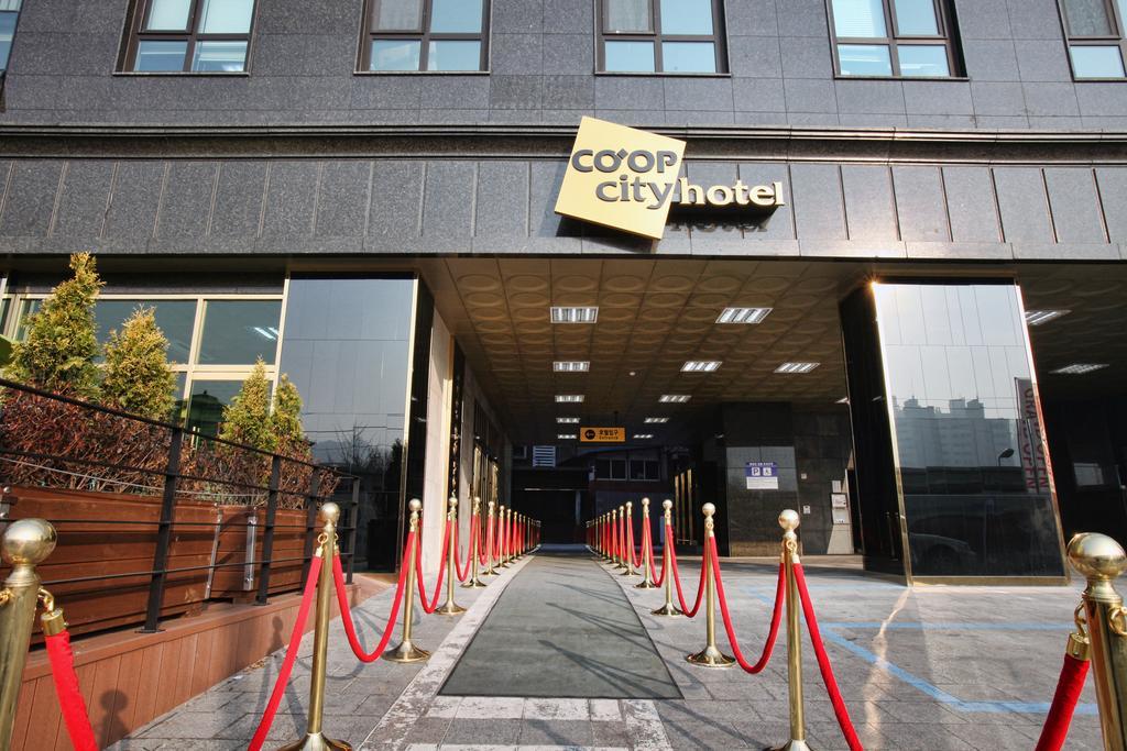 Coop City Hotel Oryu Station Seul Exterior foto