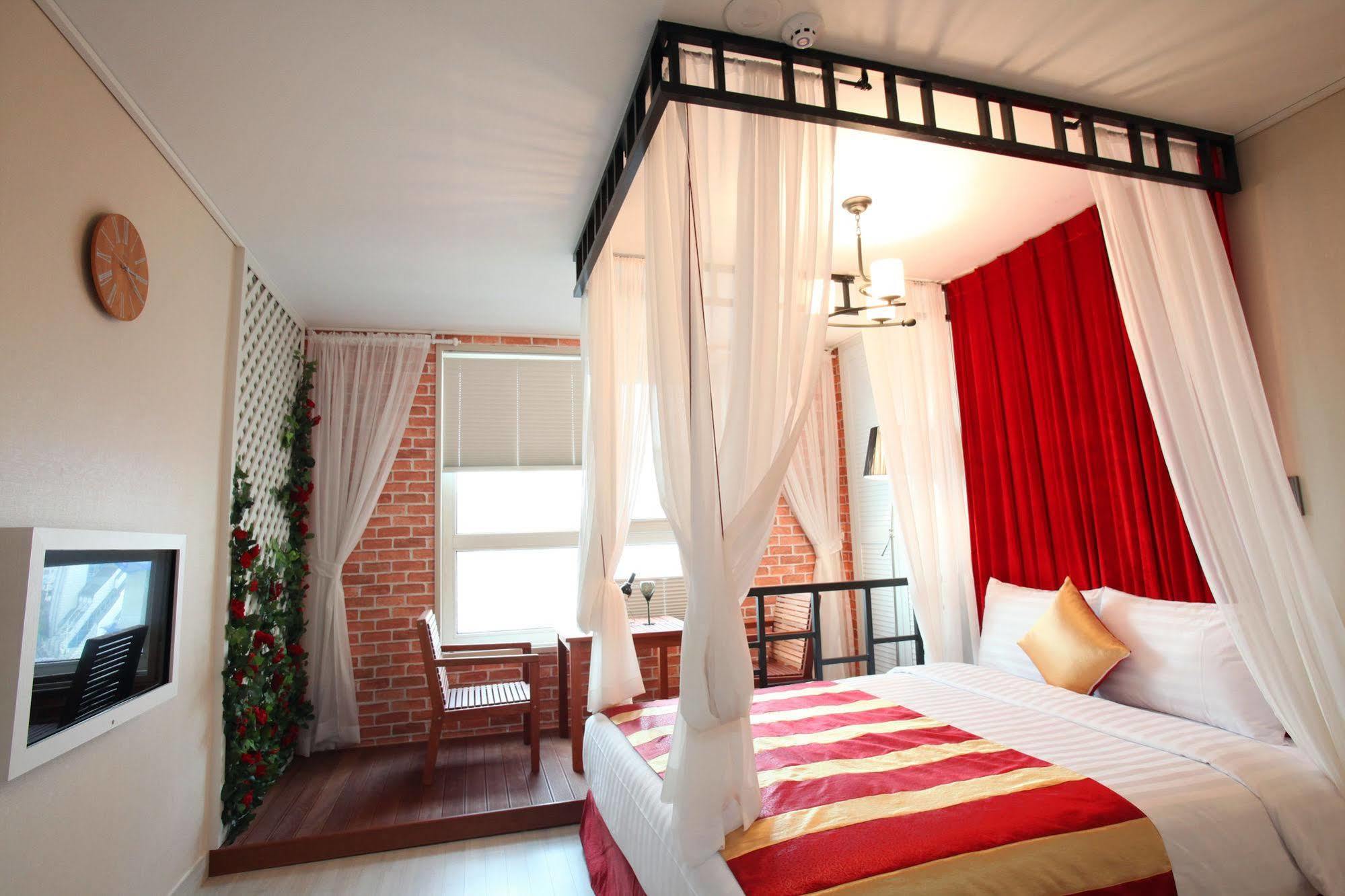 Coop City Hotel Oryu Station Seul Exterior foto